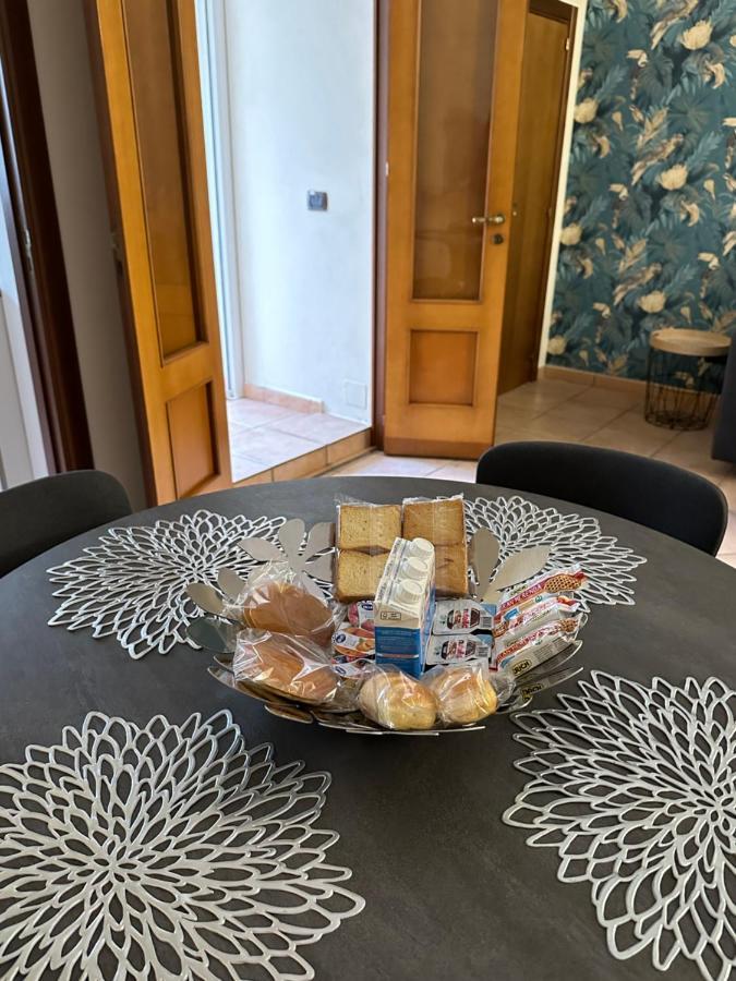 55 Family Home Бари Экстерьер фото